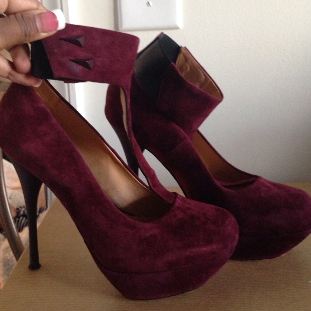 Violet Pumps - image 1